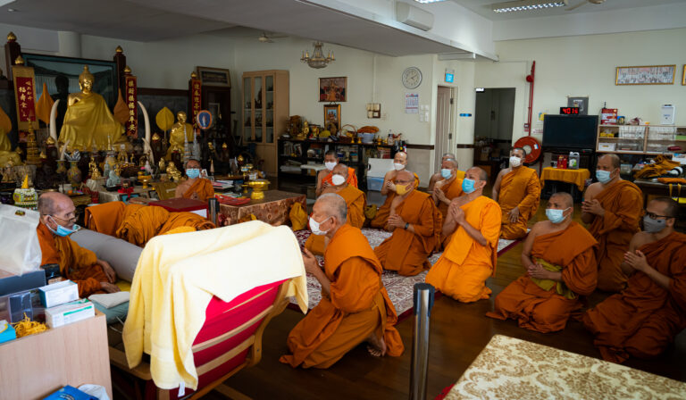 The Thai Sangha Samatca jointly pay respect to Most Venerable Luang Phor Chao Khun on special occasion of Buddhist Lent